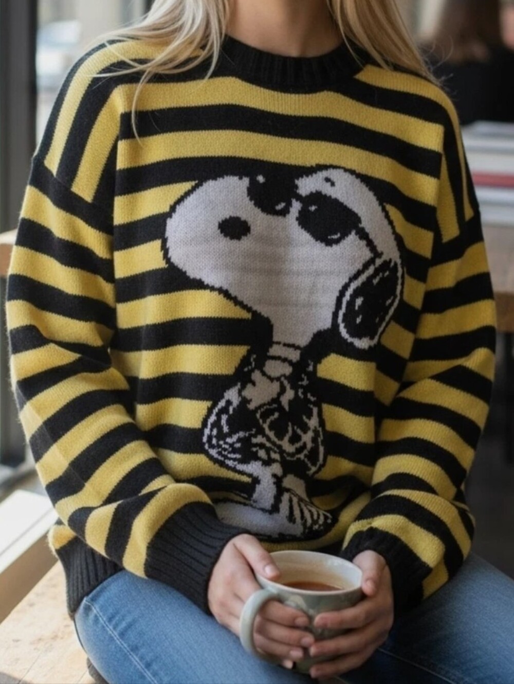 NWOT 2018 Peanuts Snoopy Sweater Black Yellow Striped Long Sleeve Crew Neck RARE